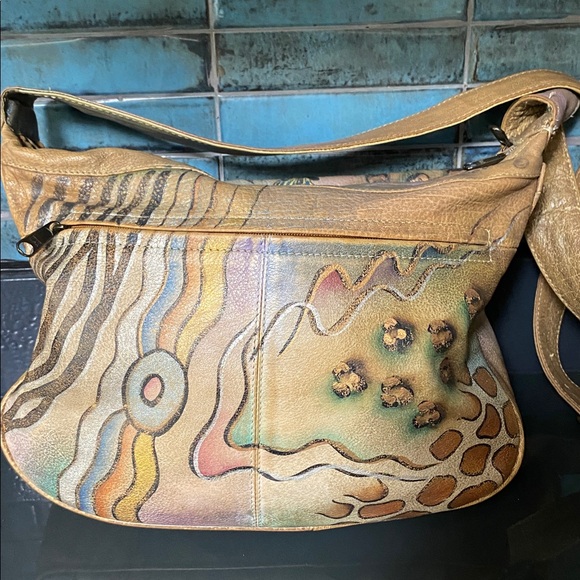 Sova Hand painted Leather - Picture 4 of 12